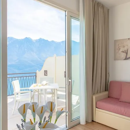 Village Lucia 3* Tremosine