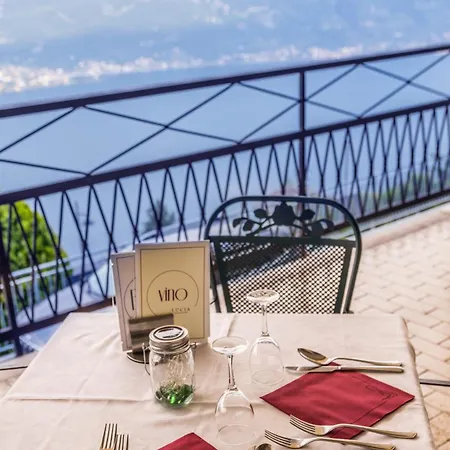 Village Lucia 3*