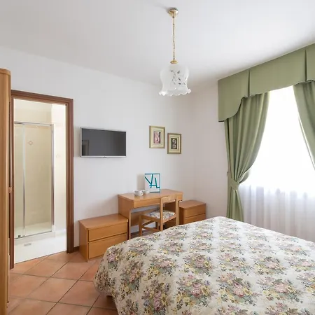 Village Lucia 3*
