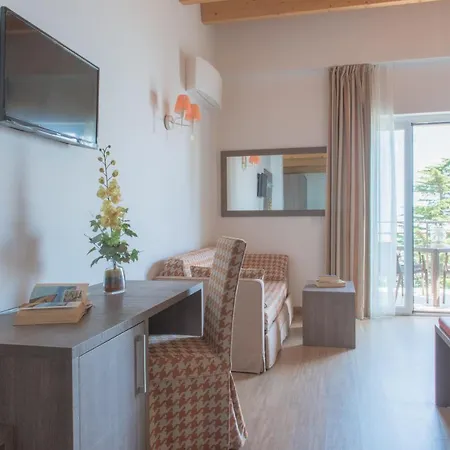 Village Lucia Hotel Tremosine